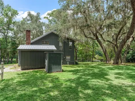 10518 SW 64th Avenue Bushnell FL 33513