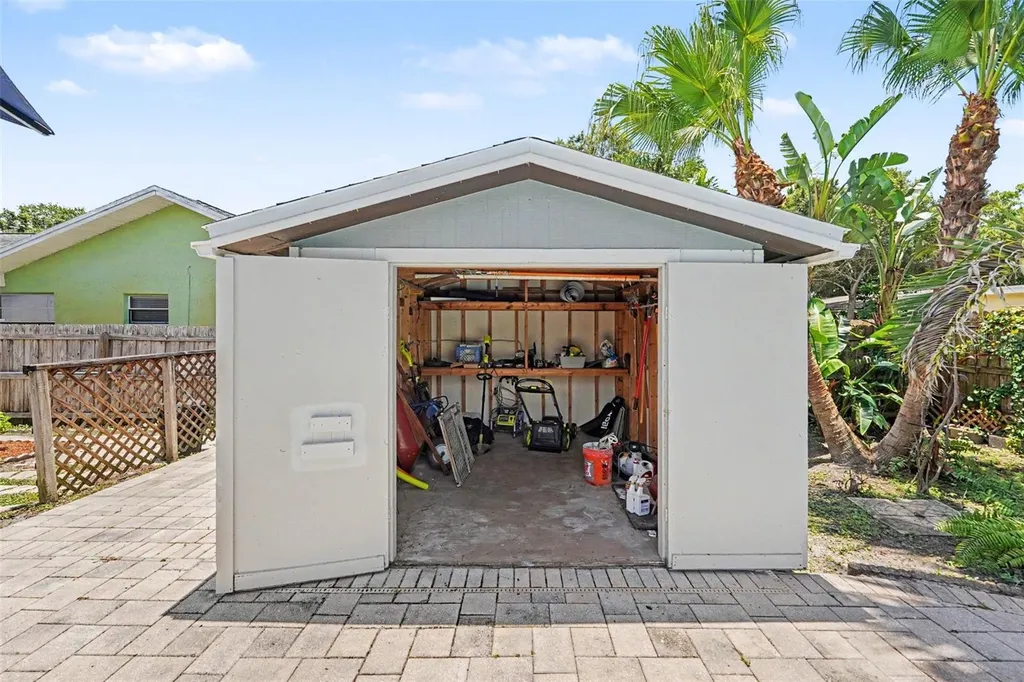 12304 102nd Street Largo FL 33773