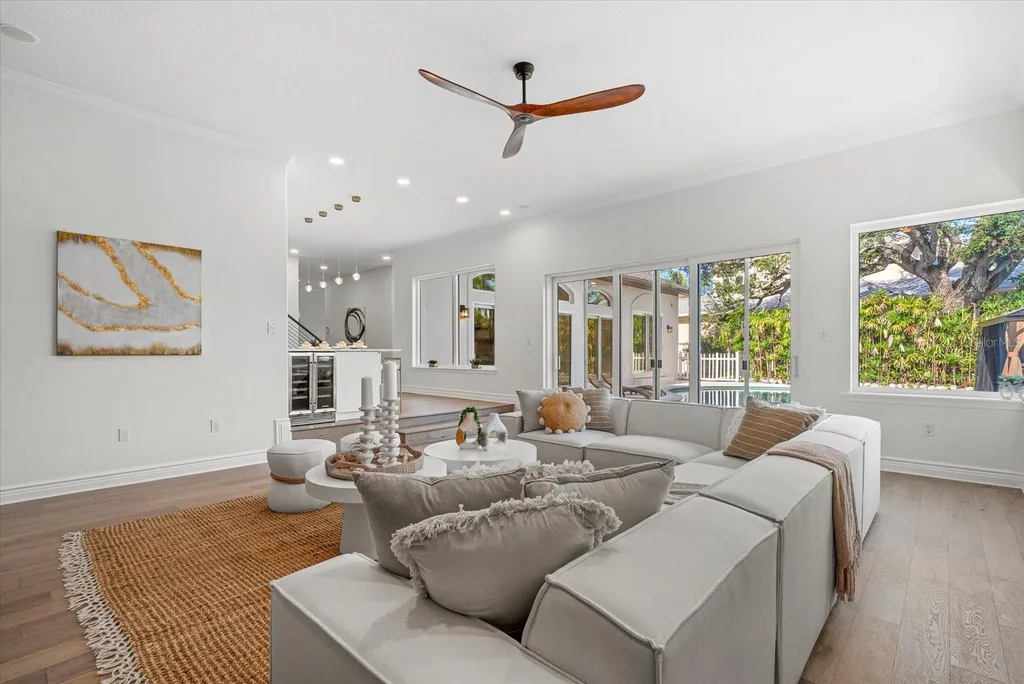 1707 Caribbean Drive Sarasota FL 34231