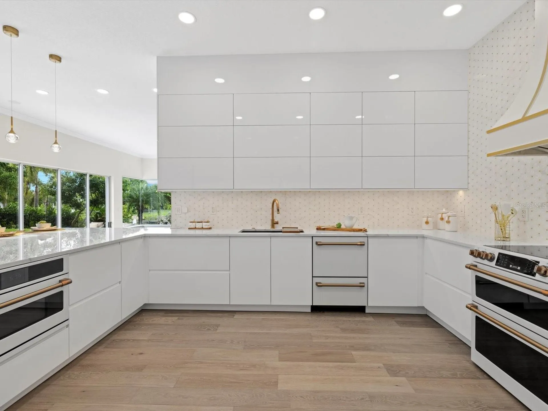 1707 Caribbean Drive Sarasota FL 34231