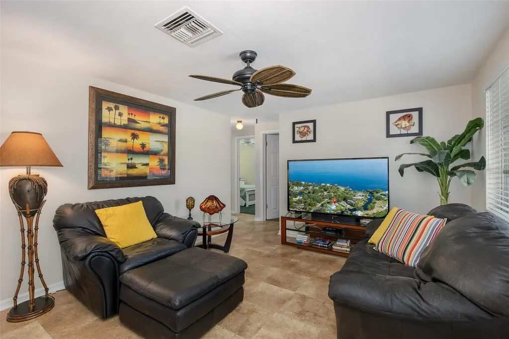 3318 Pineview Drive Holiday FL 34691