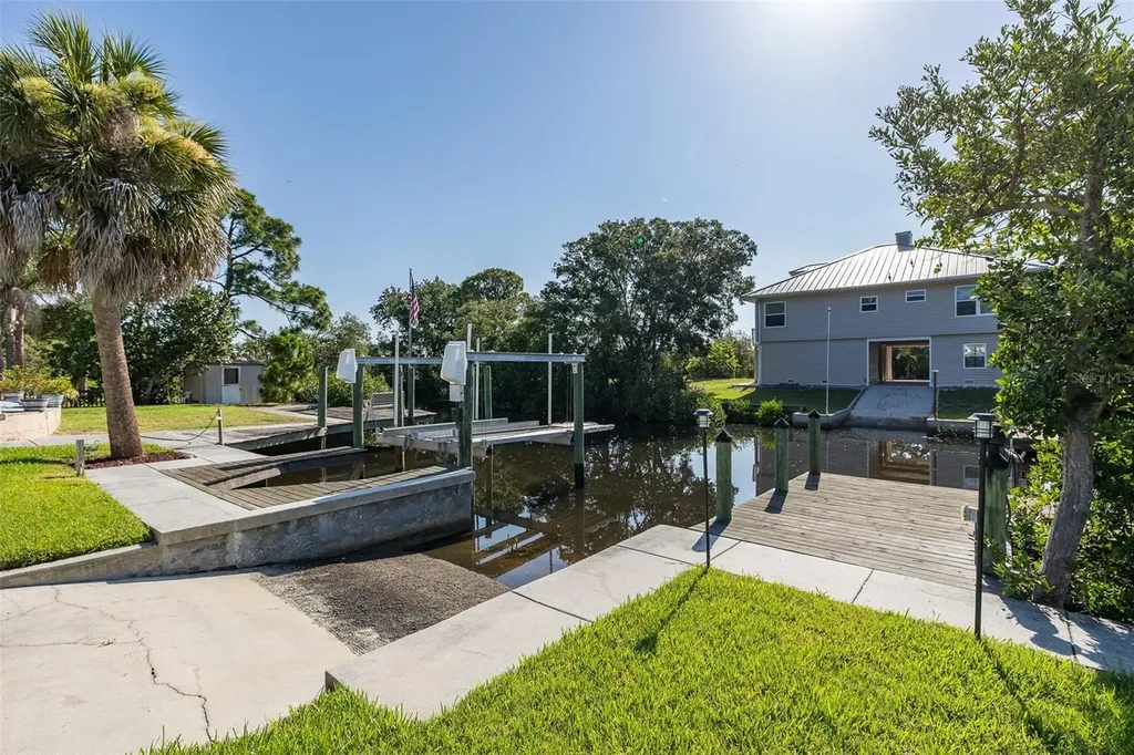 3318 Pineview Drive Holiday FL 34691
