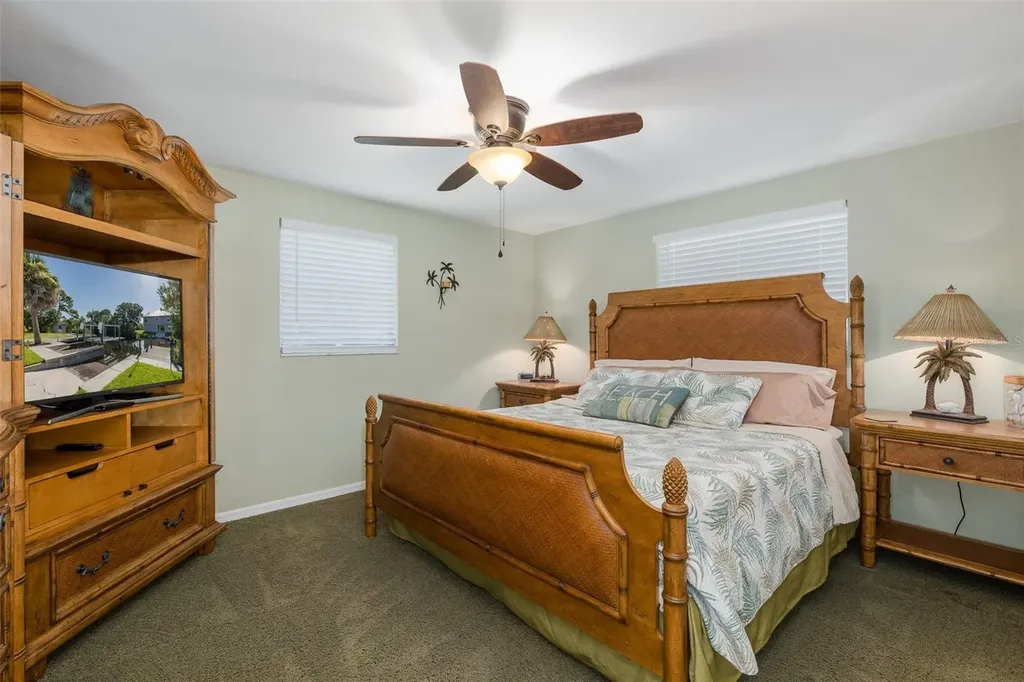 3318 Pineview Drive Holiday FL 34691