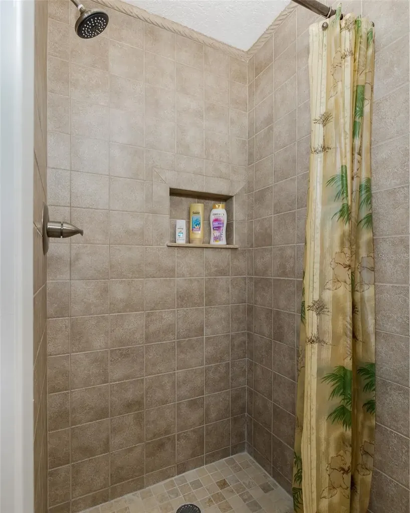 3318 Pineview Drive Holiday FL 34691