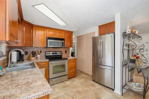 3318 Pineview Drive Holiday FL 34691
