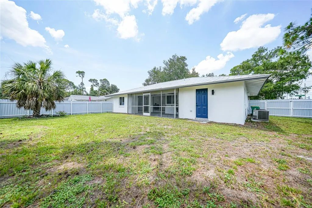 2506 Lakeshore Circle Port Charlotte FL 33952