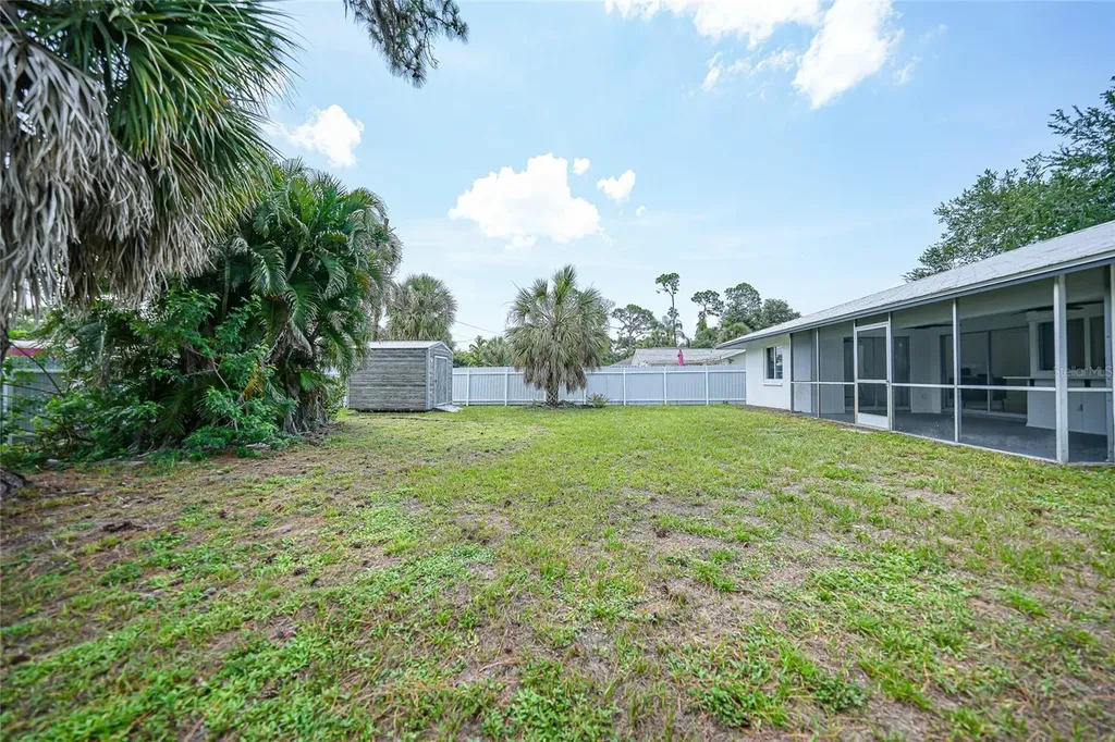 2506 Lakeshore Circle Port Charlotte FL 33952