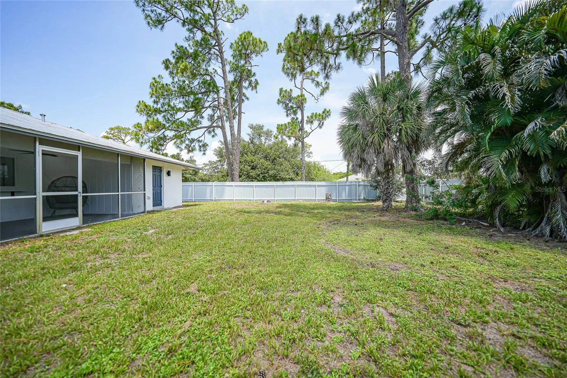 2506 Lakeshore Circle Port Charlotte FL 33952
