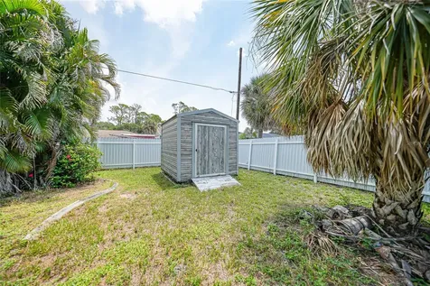 2506 Lakeshore Circle Port Charlotte FL 33952