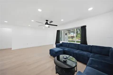 2506 Lakeshore Circle Port Charlotte FL 33952