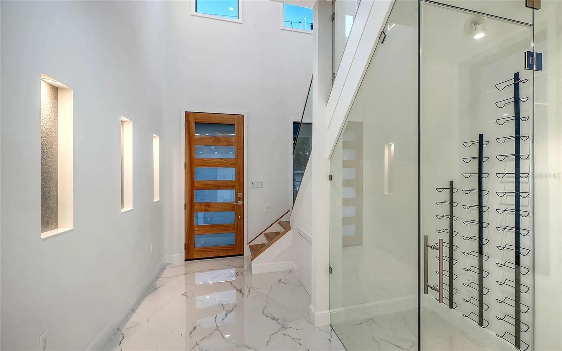 2483 Bay Street Sarasota FL 34237