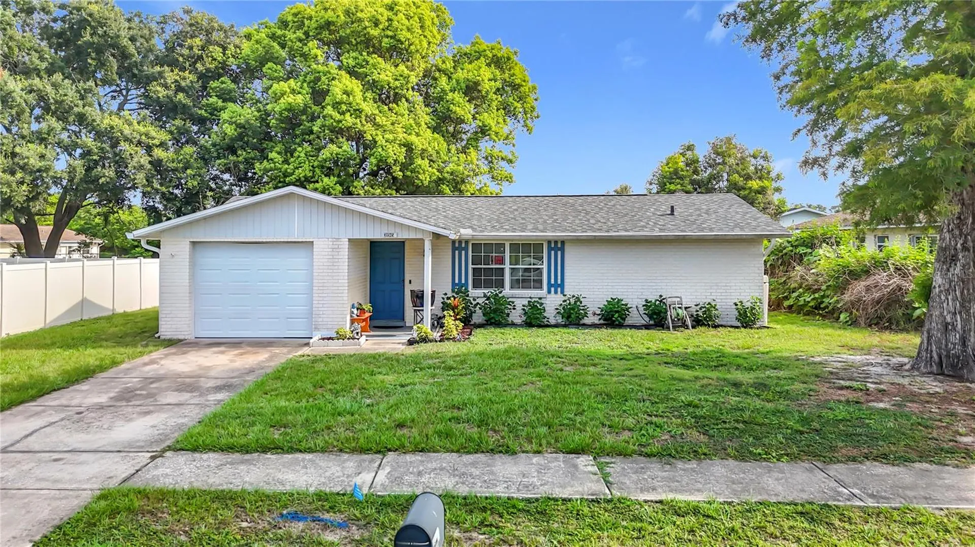 38945 18th Avenue Zephyrhills FL 33542