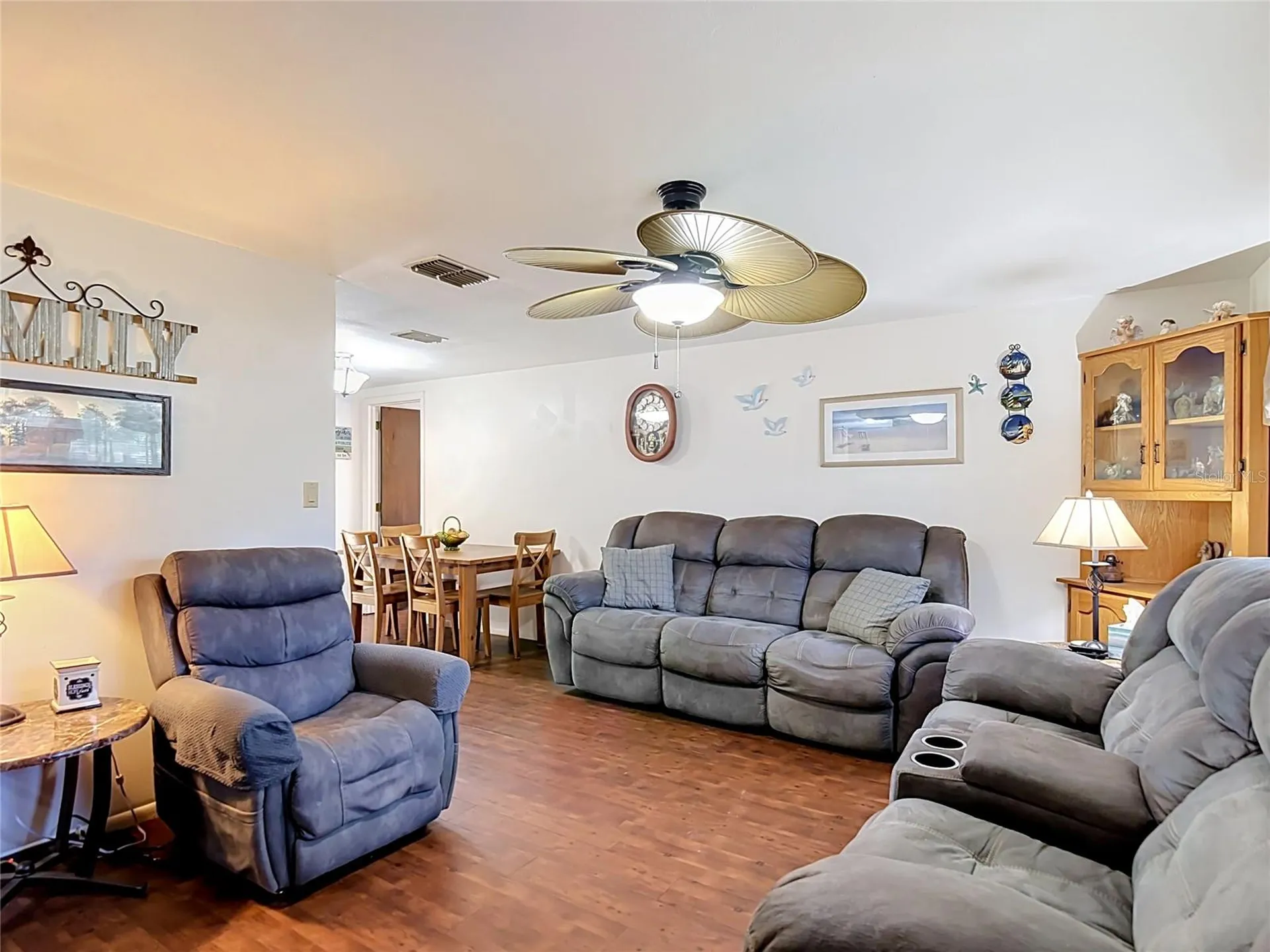 38945 18th Avenue Zephyrhills FL 33542