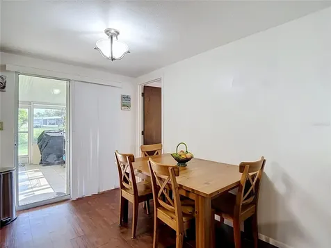 38945 18th Avenue Zephyrhills FL 33542