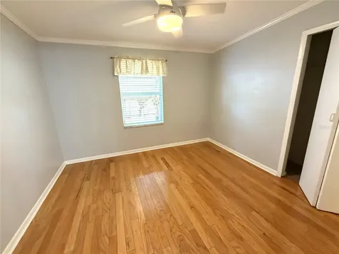 516 Northmoor Avenue N St Petersburg FL 33702
