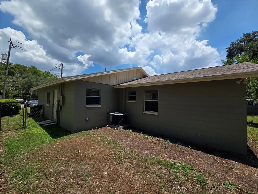 906 W Braddock Street Tampa FL 33603