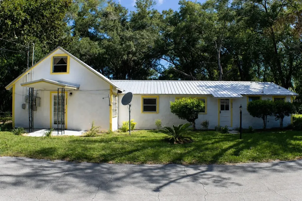 490 John Street Lake Helen FL 32744