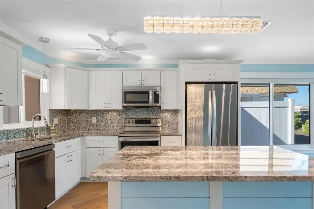 2305 Riverbluff Parkway Sarasota FL 34231