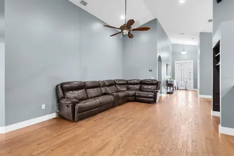 6020 Montana Avenue New Port Richey FL 34653