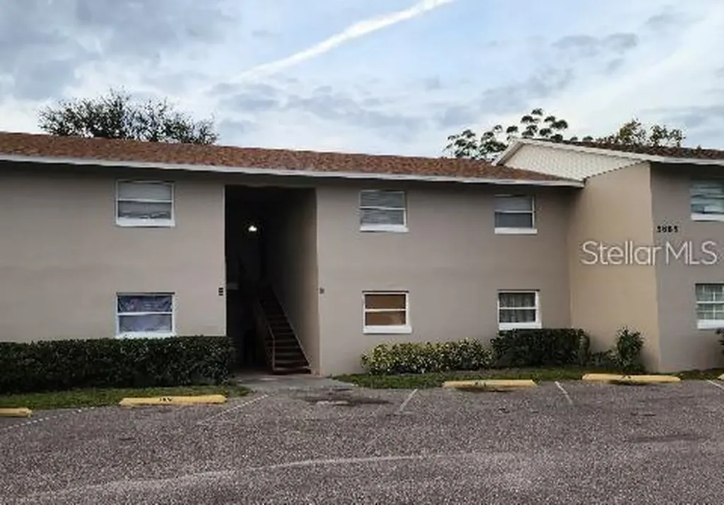 5885 Dahlia Drive Orlando FL 32807