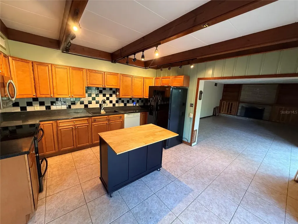 816 NW 14th Avenue Gainesville FL 32601