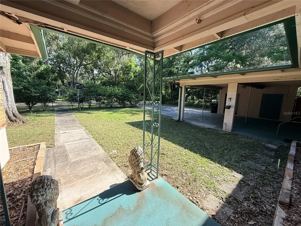 816 NW 14th Avenue Gainesville FL 32601