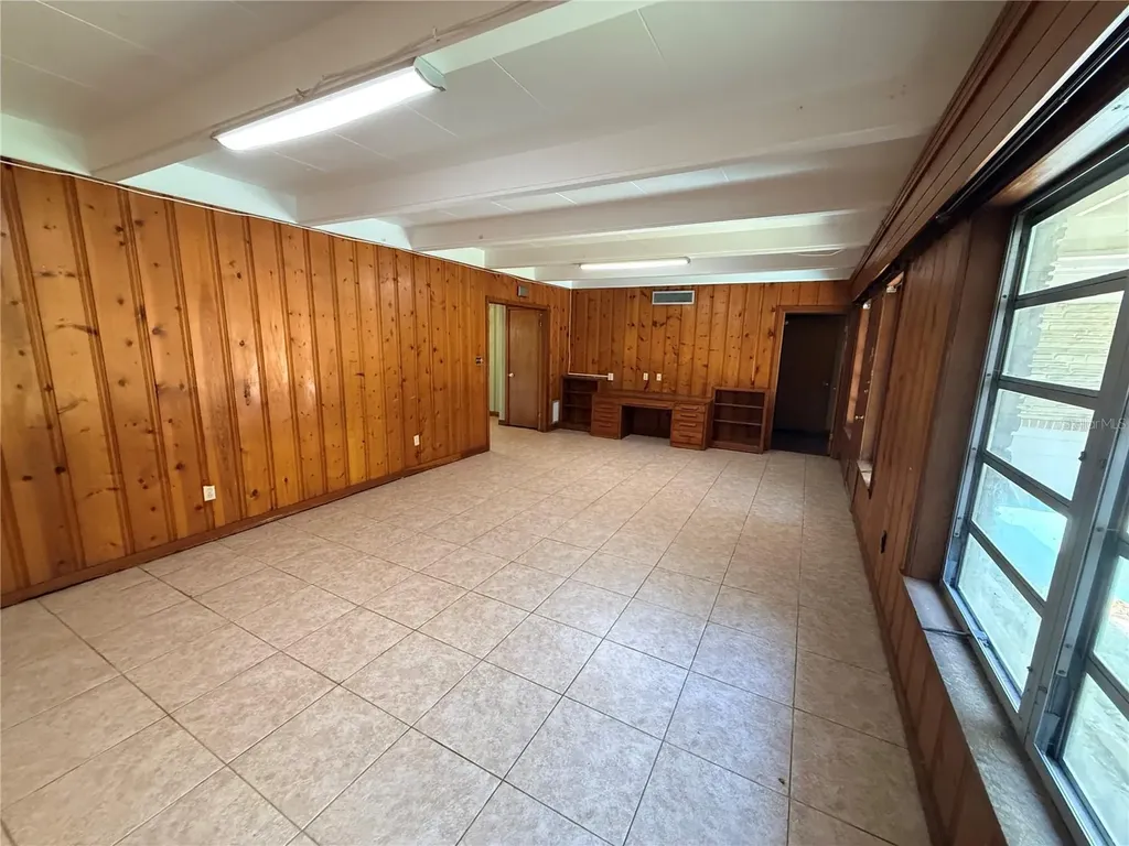 816 NW 14th Avenue Gainesville FL 32601
