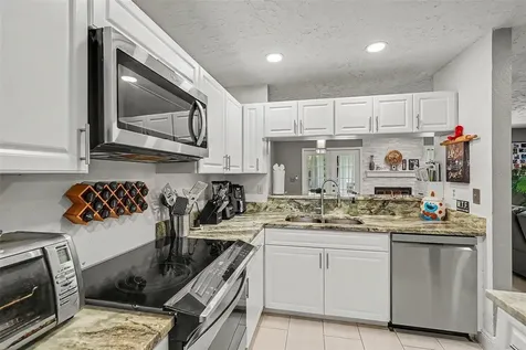 4107 Brentwood Park Circle Tampa FL 33624