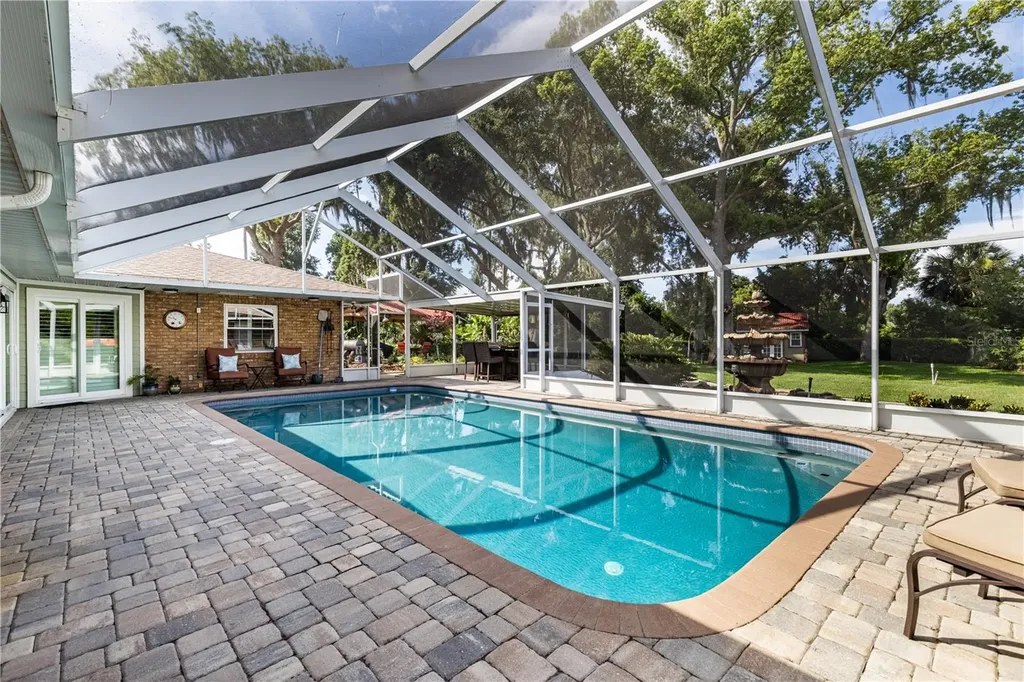 32834 Lakeshore Drive Tavares FL 32778