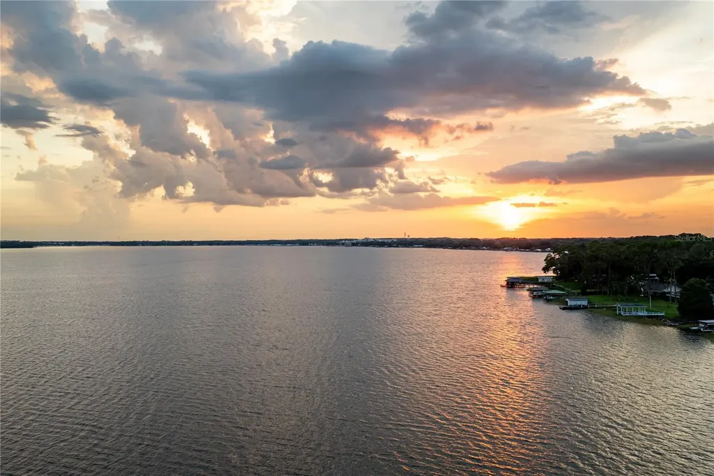 32834 Lakeshore Drive Tavares FL 32778