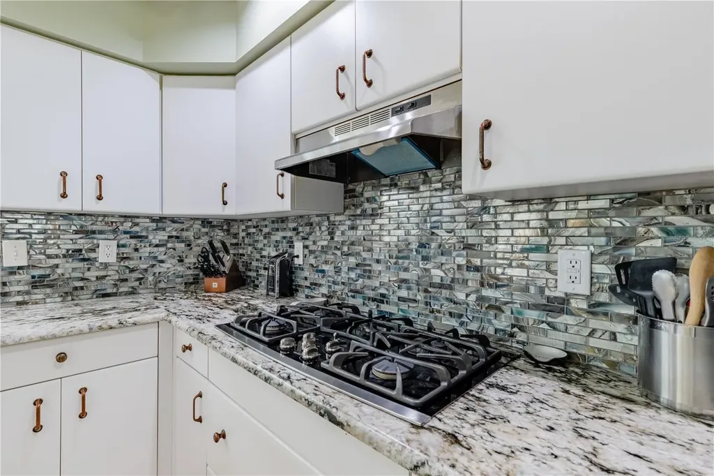 32834 Lakeshore Drive Tavares FL 32778