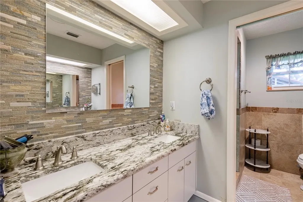 32834 Lakeshore Drive Tavares FL 32778