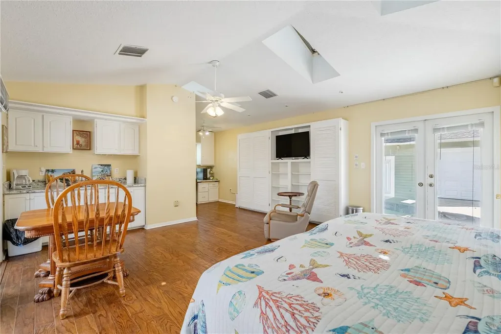 32834 Lakeshore Drive Tavares FL 32778