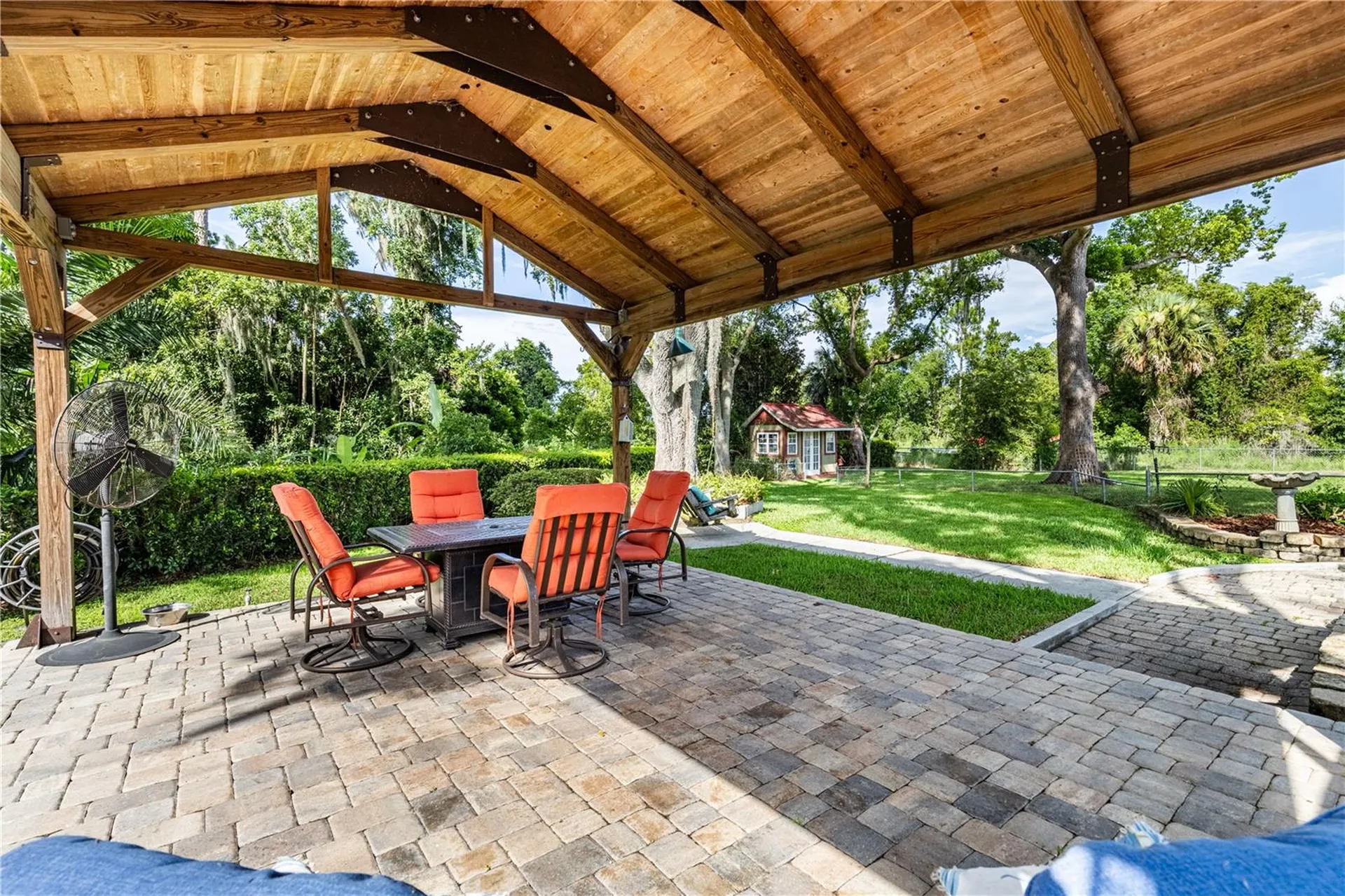 32834 Lakeshore Drive Tavares FL 32778