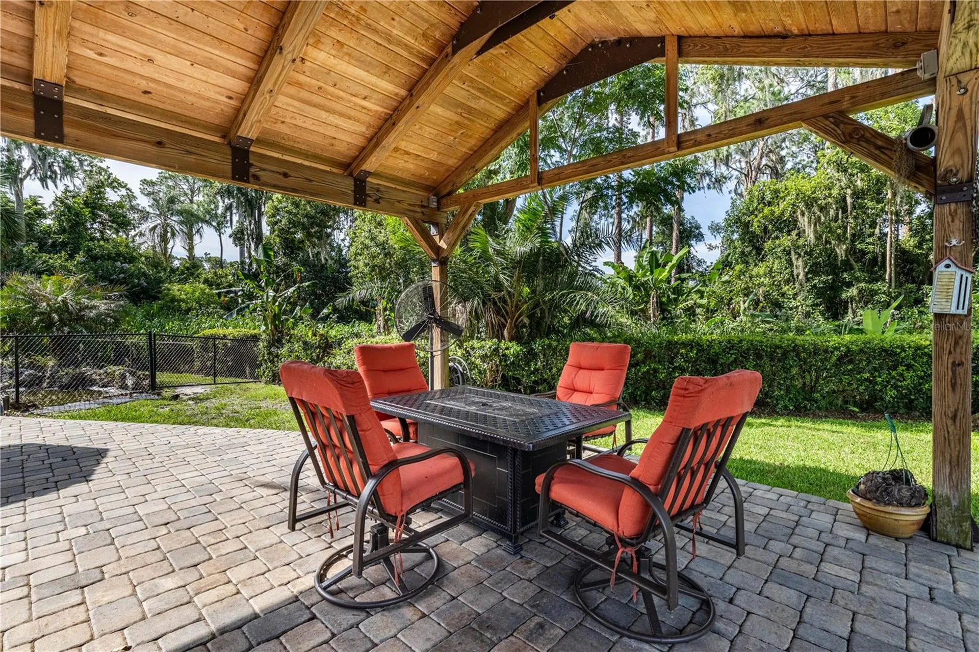32834 Lakeshore Drive Tavares FL 32778