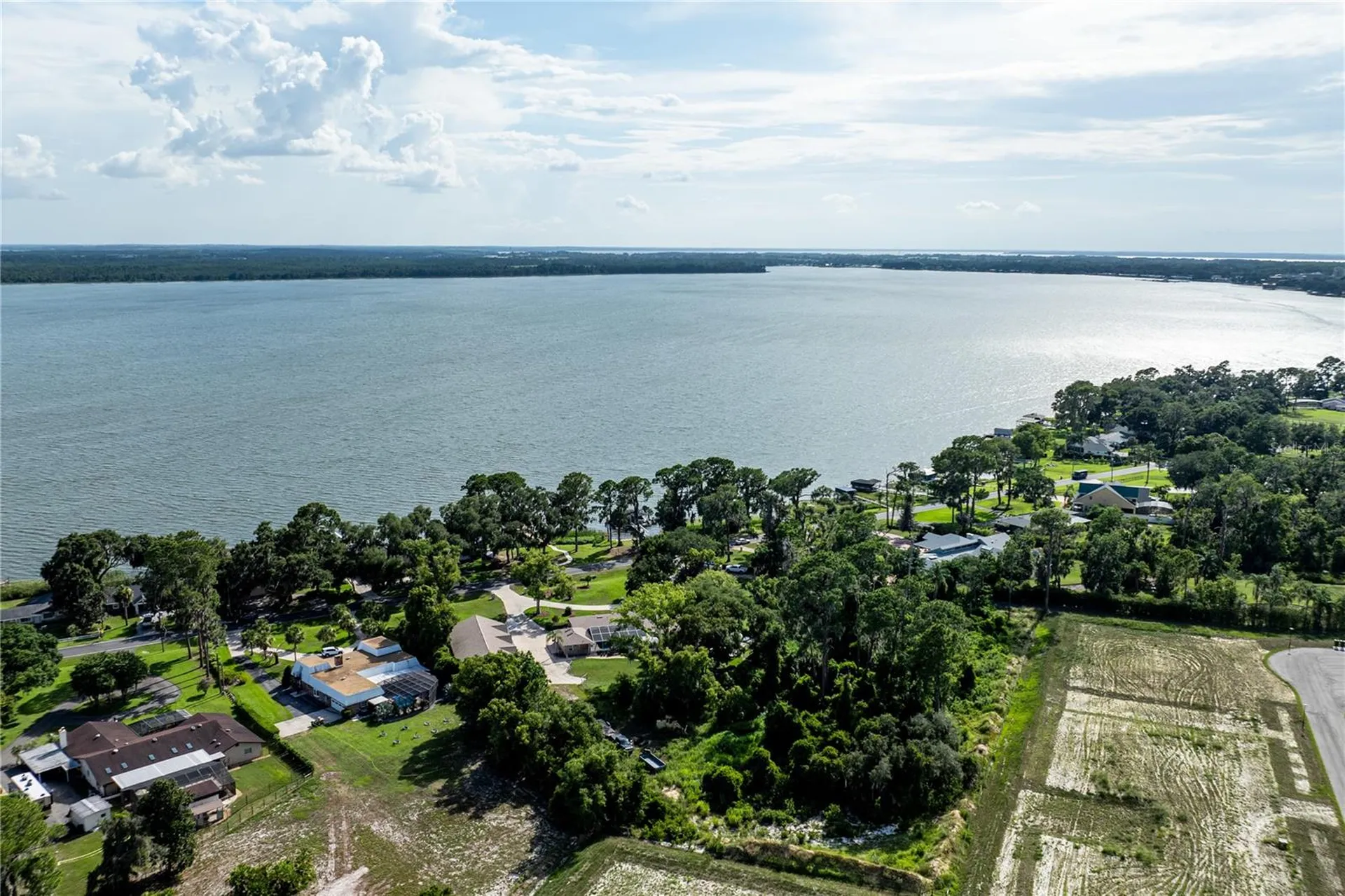 32834 Lakeshore Drive Tavares FL 32778