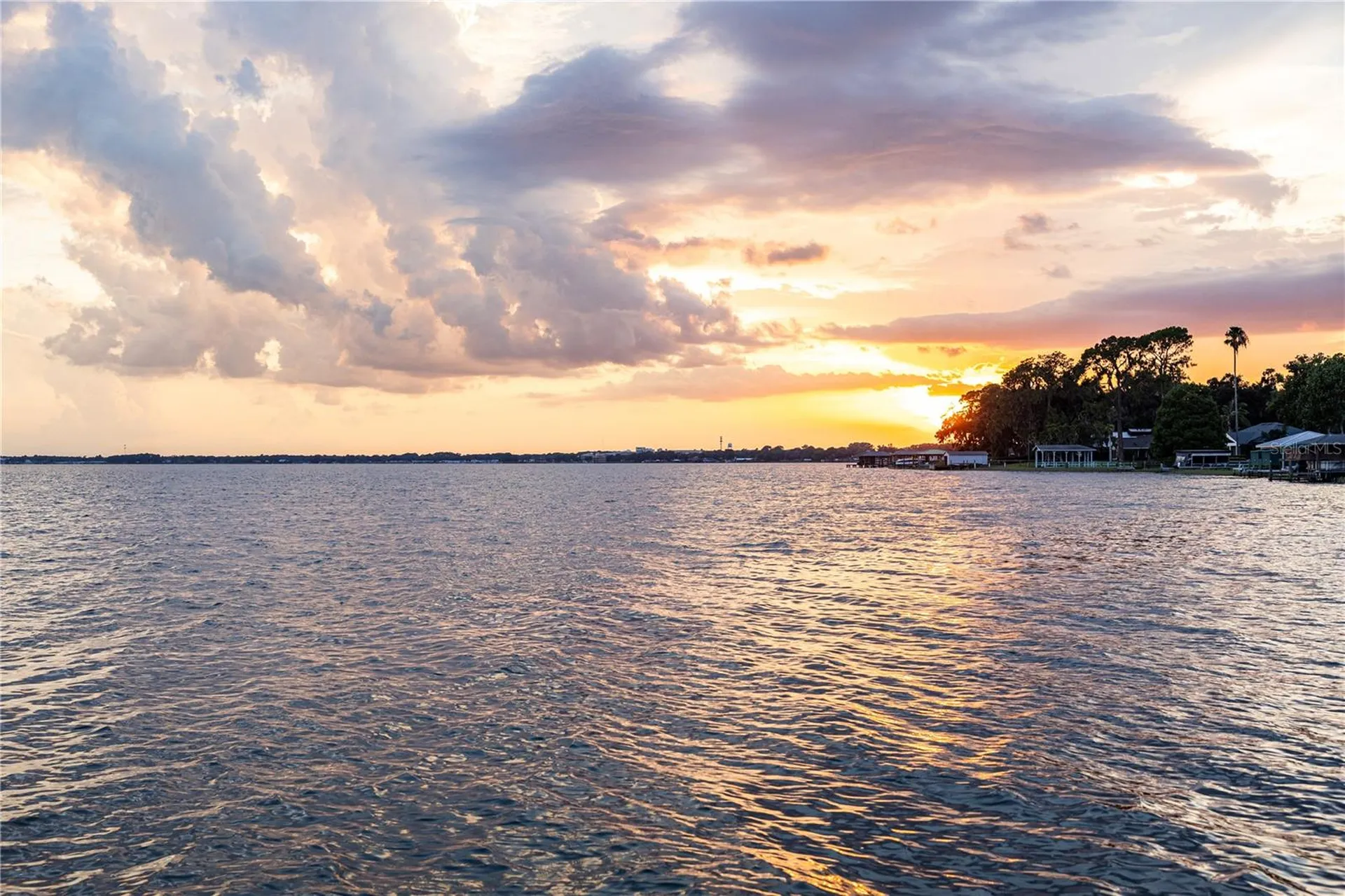 32834 Lakeshore Drive Tavares FL 32778