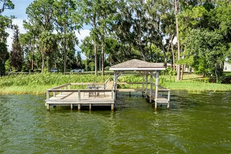32834 Lakeshore Drive Tavares FL 32778
