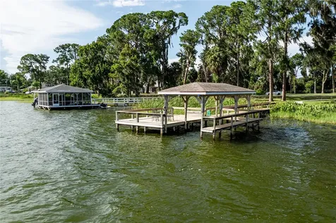 32834 Lakeshore Drive Tavares FL 32778