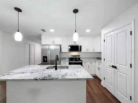 5987 W Oak Park Boulevard Homosassa FL 34446