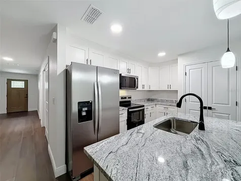 5987 W Oak Park Boulevard Homosassa FL 34446