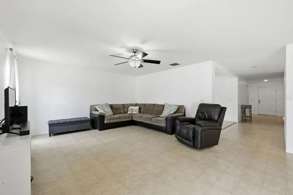 11018 Running Pine Drive Riverview FL 33569