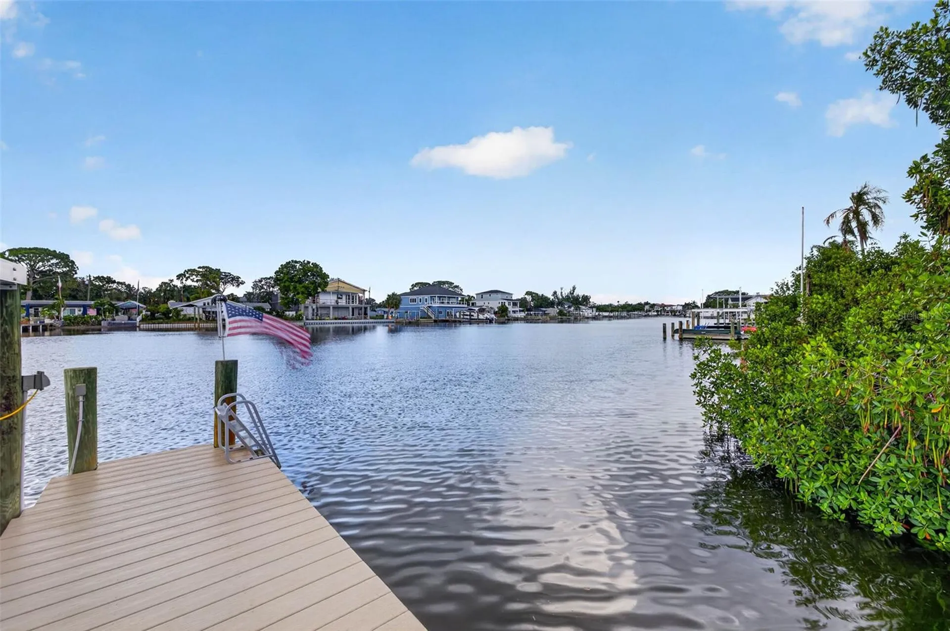 292 Sunlit Cove Drive NE St Petersburg FL 33702