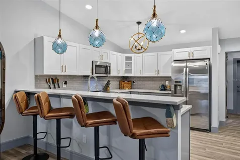 292 Sunlit Cove Drive NE St Petersburg FL 33702