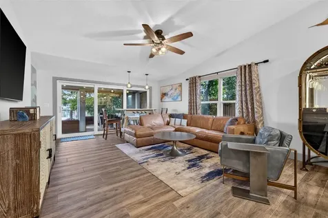 292 Sunlit Cove Drive NE St Petersburg FL 33702