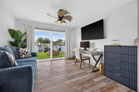 292 Sunlit Cove Drive NE St Petersburg FL 33702
