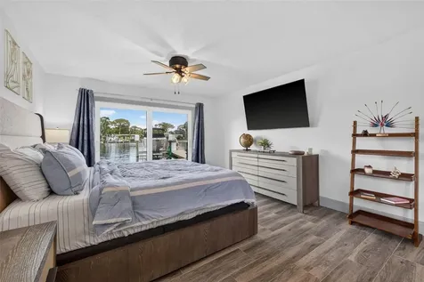 292 Sunlit Cove Drive NE St Petersburg FL 33702