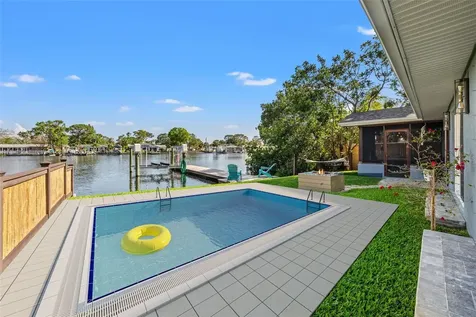 292 Sunlit Cove Drive NE St Petersburg FL 33702