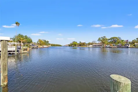 292 Sunlit Cove Drive NE St Petersburg FL 33702