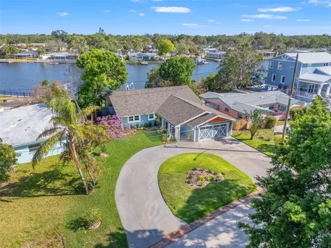 292 Sunlit Cove Drive NE St Petersburg FL 33702